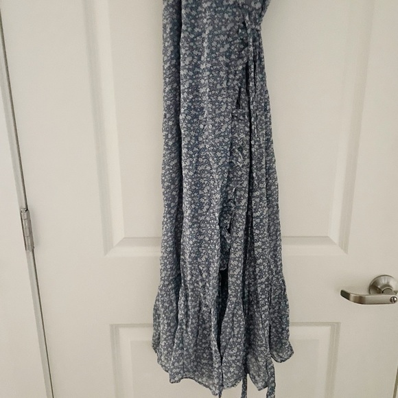 & Other Stories Floral Print Chiffon Ruffle Maxi Dress Hydrangea - Picture 10 of 10